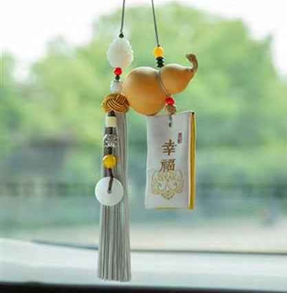 Product Name: Hand-Embroidered Calabash Sachet Pendant - Elegant Car Hanging Decor with Silk Tassel & Sandalwood